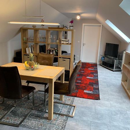 Ferienwohnung Sunny - Moderne Ferienwohnung Im Gruenen In Saarbruecken-West Экстерьер фото